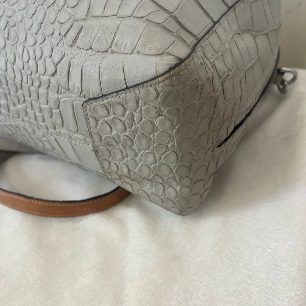 Coach Bleecker Pinnacle Toaster Satchel in Matte Croc Embossed Leather EUC - Picture 9 of 15